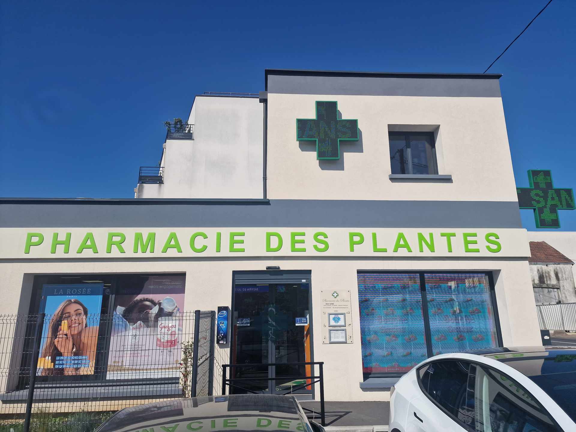 PHARMACIE DES PLANTES - Service 1