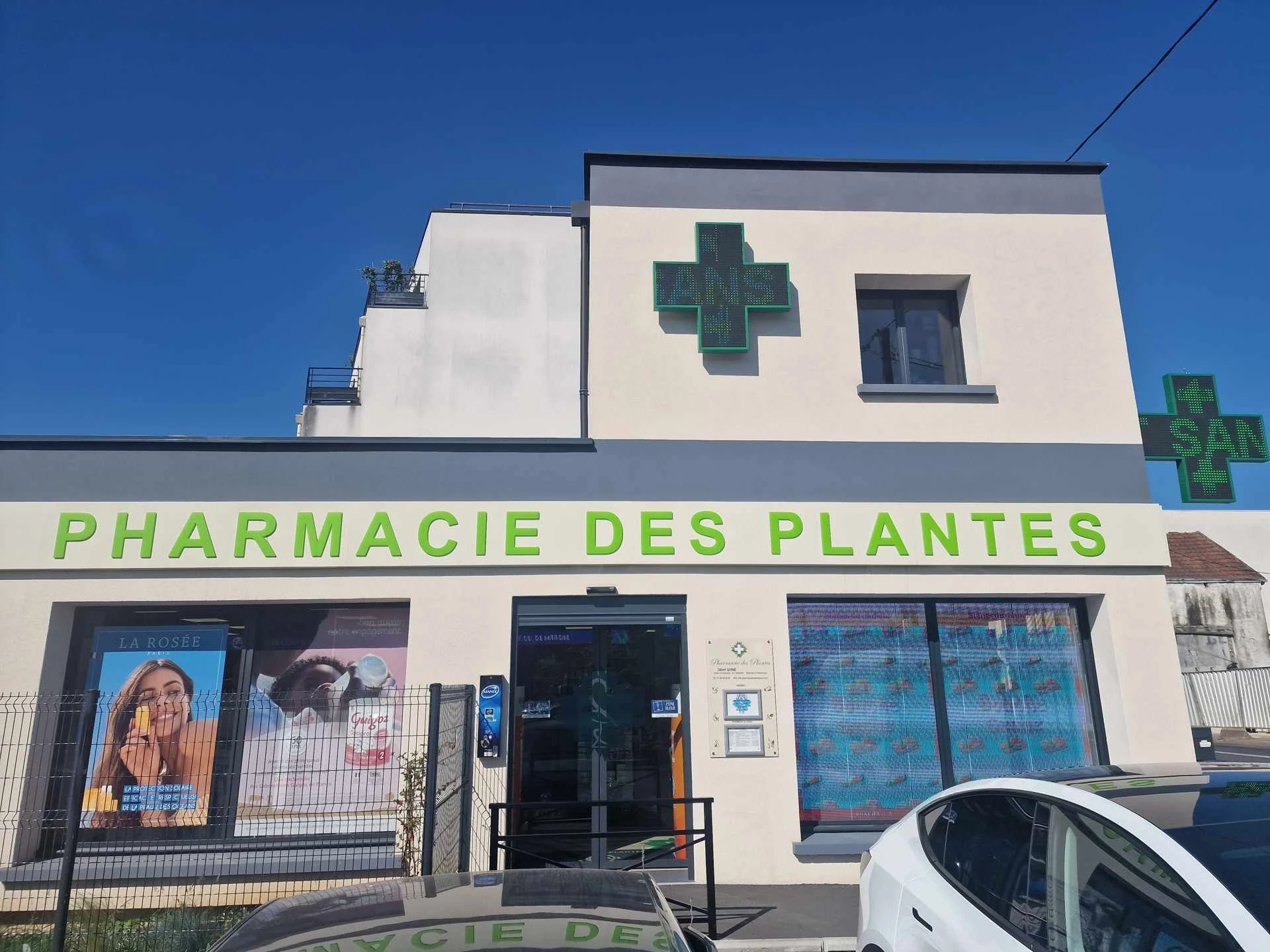PHARMACIE DES PLANTES - Service 1